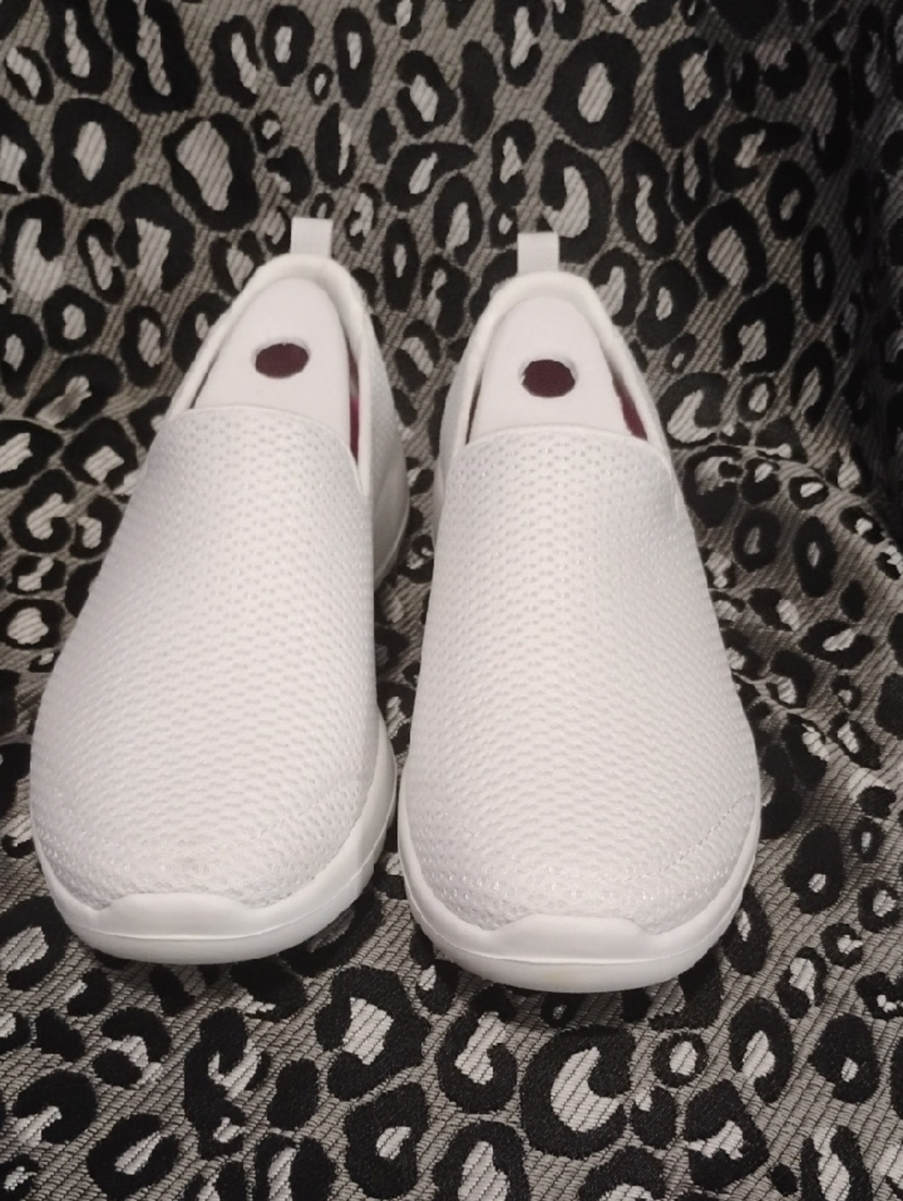 Skechers Women's Slip-On Knit Sneakers in White NIB